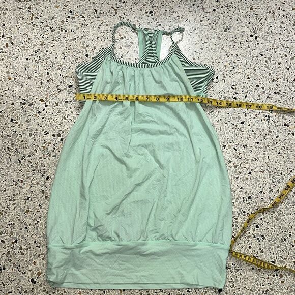 Lululemon No Limits mint green navy built in sports bra tank top 4 - Picture 4 of 4